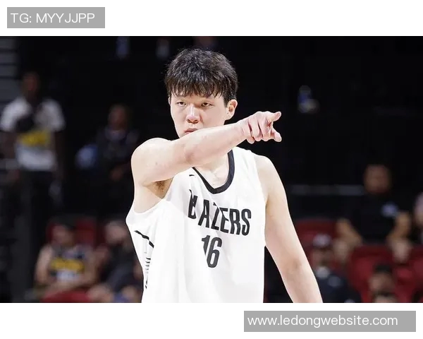 杨瀚森坦言新秀身份不急于成为球队核心全力以赴争取机会