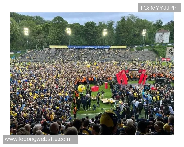 圣吉罗斯主帅痛惜上半场失良机直言第二个失球让人心痛